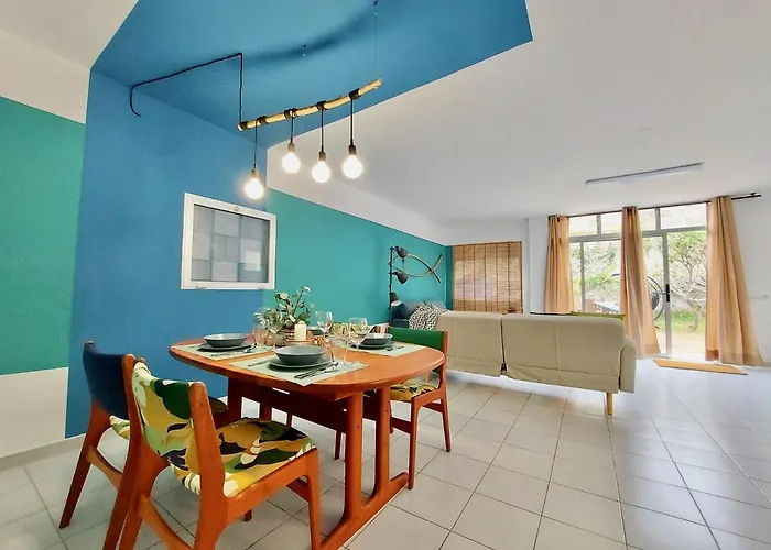 Casa Ana Con Jardin Apartment